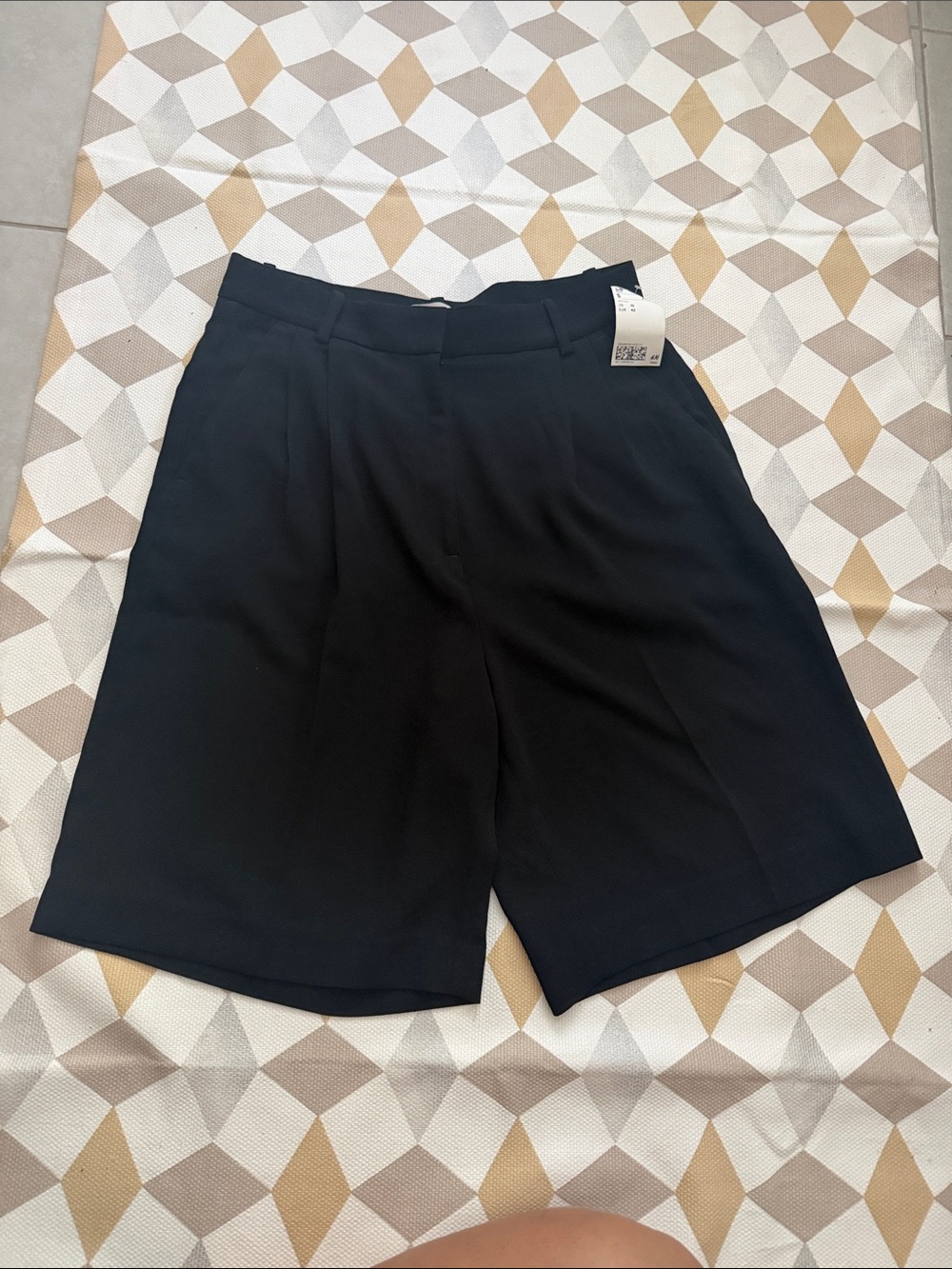 H&M Black Tailored Bermuda Shorts